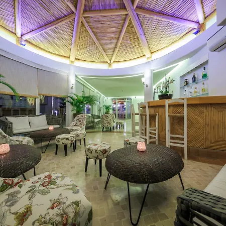 Ferienpark Encosta Do Club 4*