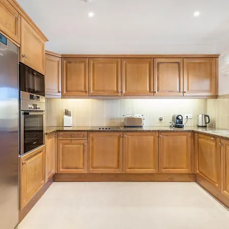 Encosta Do Club キンタ・ド・ラーゴ