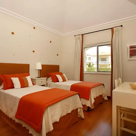 ホリデーパーク Encosta Do Club キンタ・ド・ラーゴ