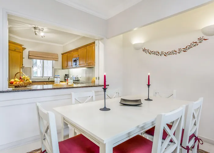 Holiday park Encosta Do Club 4*