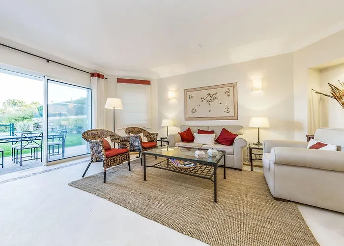 Holiday park Encosta Do Club 4*