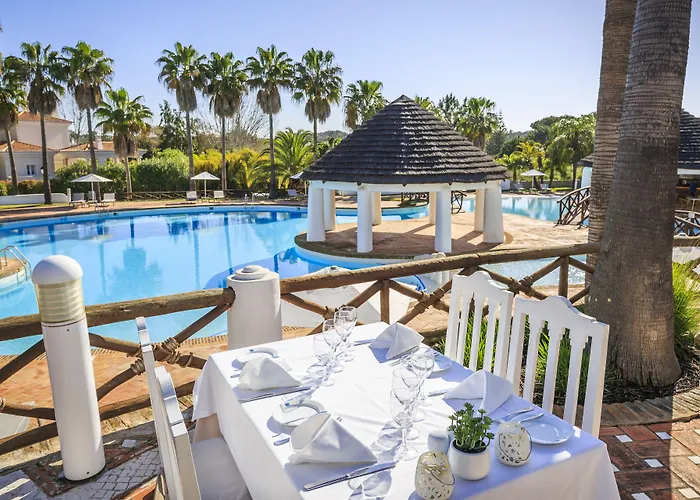 Encosta Do Club Holiday park 4*