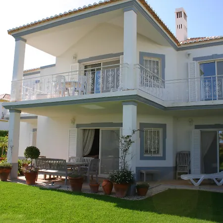 Encosta Do Club 4* 퀸타도라고