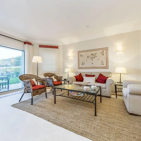 Holiday park Encosta Do Club 4*