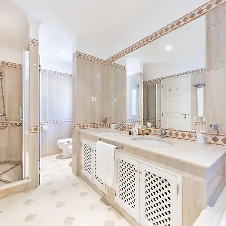 منتزه العطل Encosta Do Club