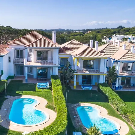 Encosta Do Club Village de vacances